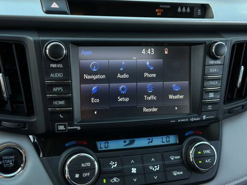 Used 2018 Toyota RAV4 Limited image 7