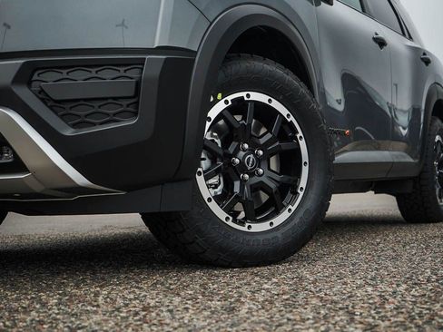 New 2025 Nissan Pathfinder Rock Creek image 6