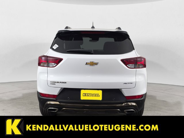 Used 2023 Chevrolet TrailBlazer ACTIV w/ Sun and Liftgate Package AWD/4WD image 6
