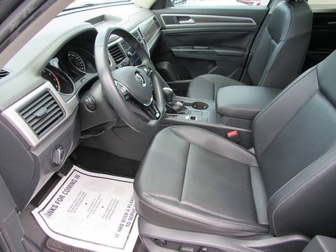 Used 2019 Volkswagen Atlas SE FWD image 19