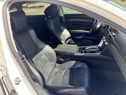 Used 2020 Honda Accord Touring image 15