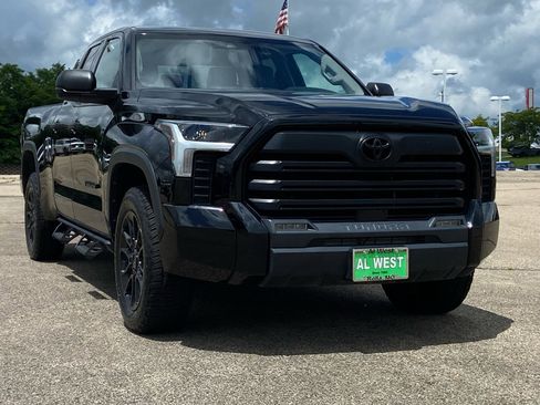 Used 2023 Toyota Tundra SR5 AWD/4WD image 2