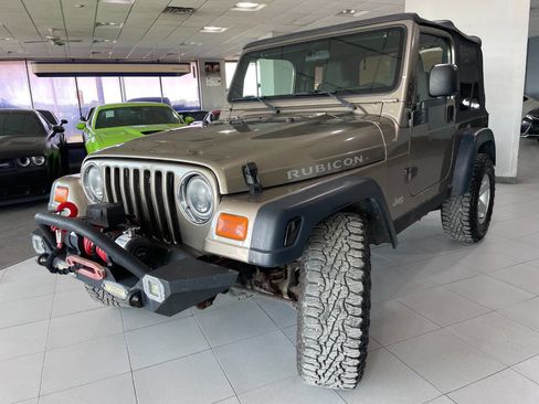 Used 2004 Jeep Wrangler Rubicon image 3