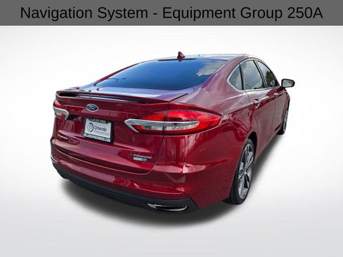Used 2019 Ford Fusion Titanium image 10