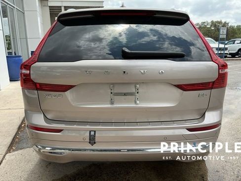 Certified 2023 Volvo XC60 B5 Plus w/ Protection Package Premier FWD image 9