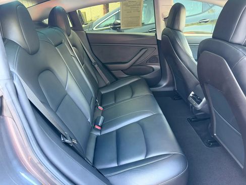 Used 2019 Tesla Model 3 Long Range AWD/4WD image 17