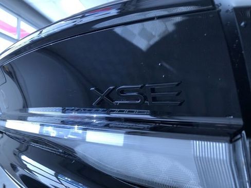 New 2026 Toyota Prius XSE image 7