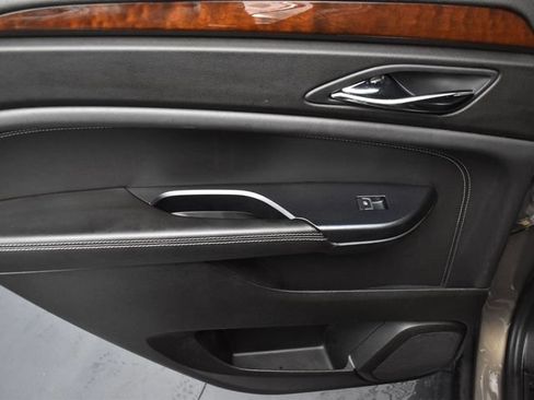 Used 2015 Cadillac SRX Performance w/ Driver Assist Package AWD/4WD image 16