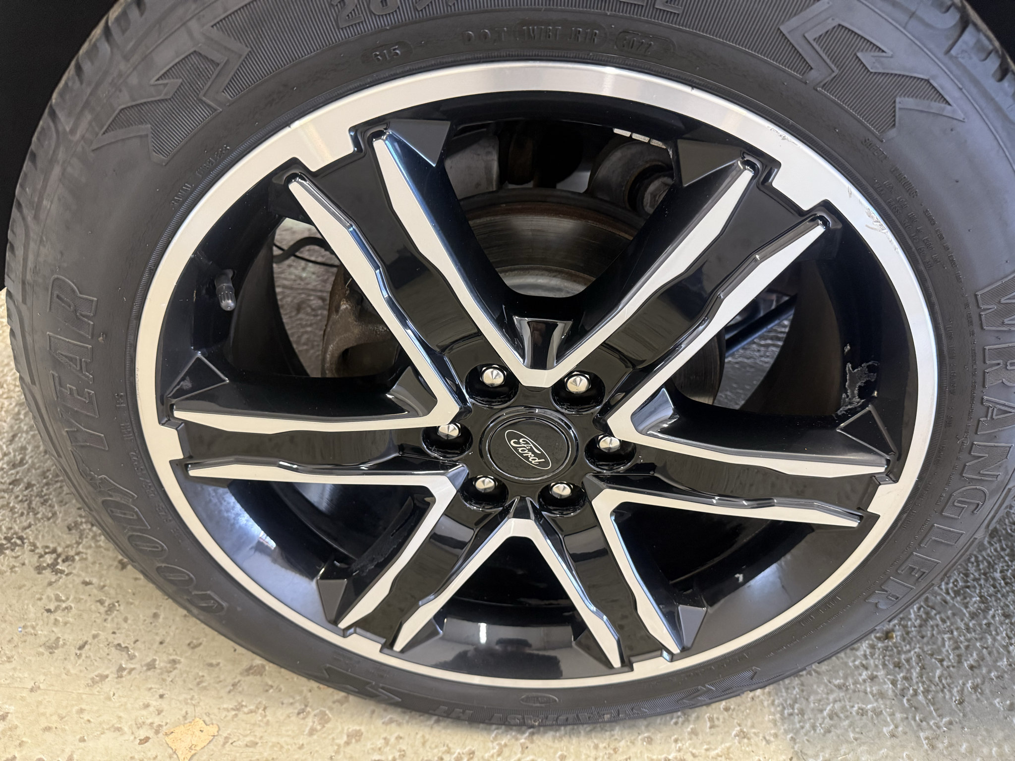 Used 2019 Ford Expedition Max Limited w/ Special Edition Package AWD/4WD image 30