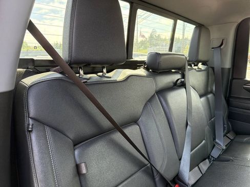 Used 2024 Chevrolet Silverado 2500 LTZ w/ LTZ Convenience Package AWD/4WD image 28