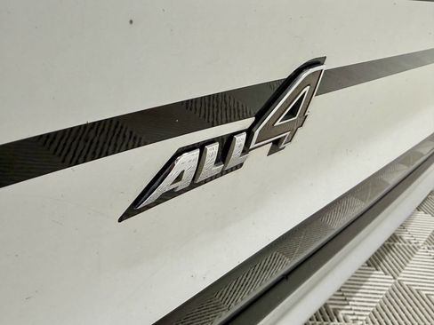 Used 2019 MINI Cooper Countryman S w/ Premium Package image 10