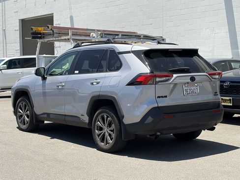 Certified 2023 Toyota RAV4 XLE Premium AWD/4WD image 4
