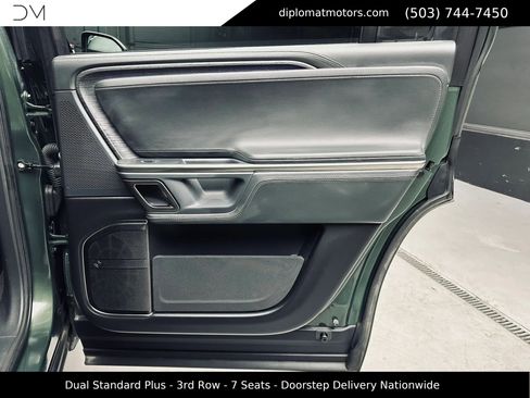Used 2024 Rivian R1S Adventure AWD/4WD image 28