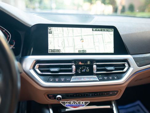 Used 2019 BMW 330i xDrive Sedan w/ M Sport Package image 31