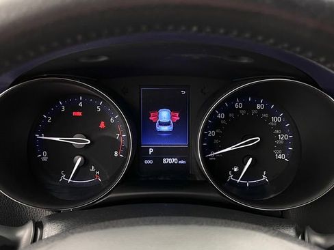 Used 2020 Toyota C-HR XLE FWD image 18