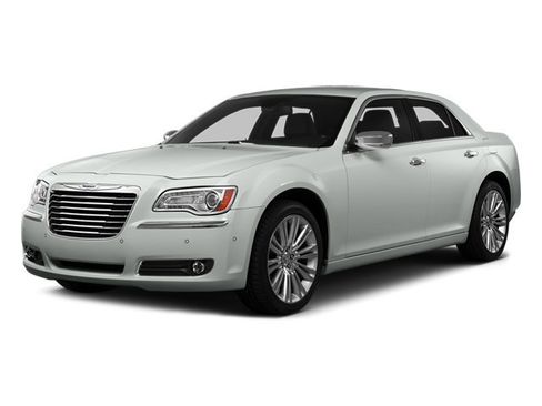 Used 2014 Chrysler 300 C RWD image 1