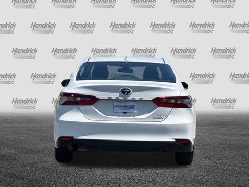Used 2022 Toyota Camry LE FWD image 6