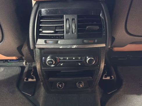 Used 2016 BMW X5 xDrive40e image 28