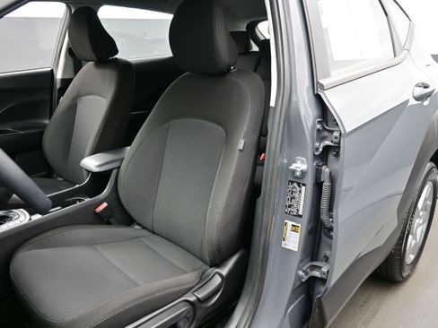 Used 2025 Hyundai Kona SE AWD/4WD image 11