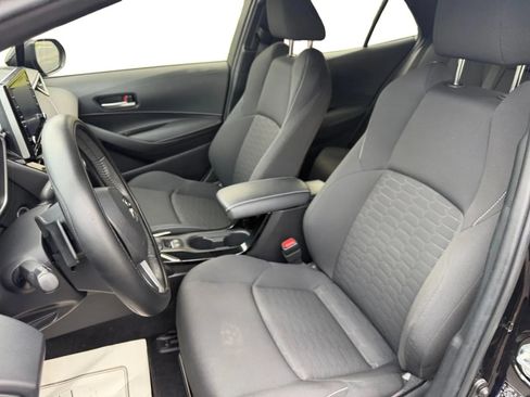 Used 2022 Toyota Corolla SE FWD image 9