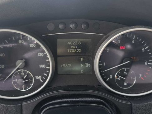 Used 2011 Mercedes-Benz ML 350 4MATIC image 11