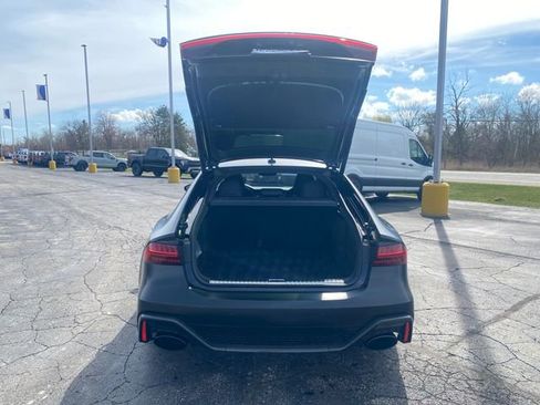 Used 2025 Audi RS 7 Performance AWD/4WD image 17