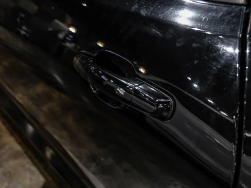 Used 2018 Chevrolet Camaro LT RWD image 32