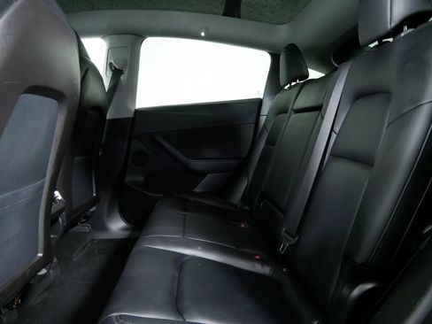 Used 2020 Tesla Model Y Long Range AWD/4WD image 16
