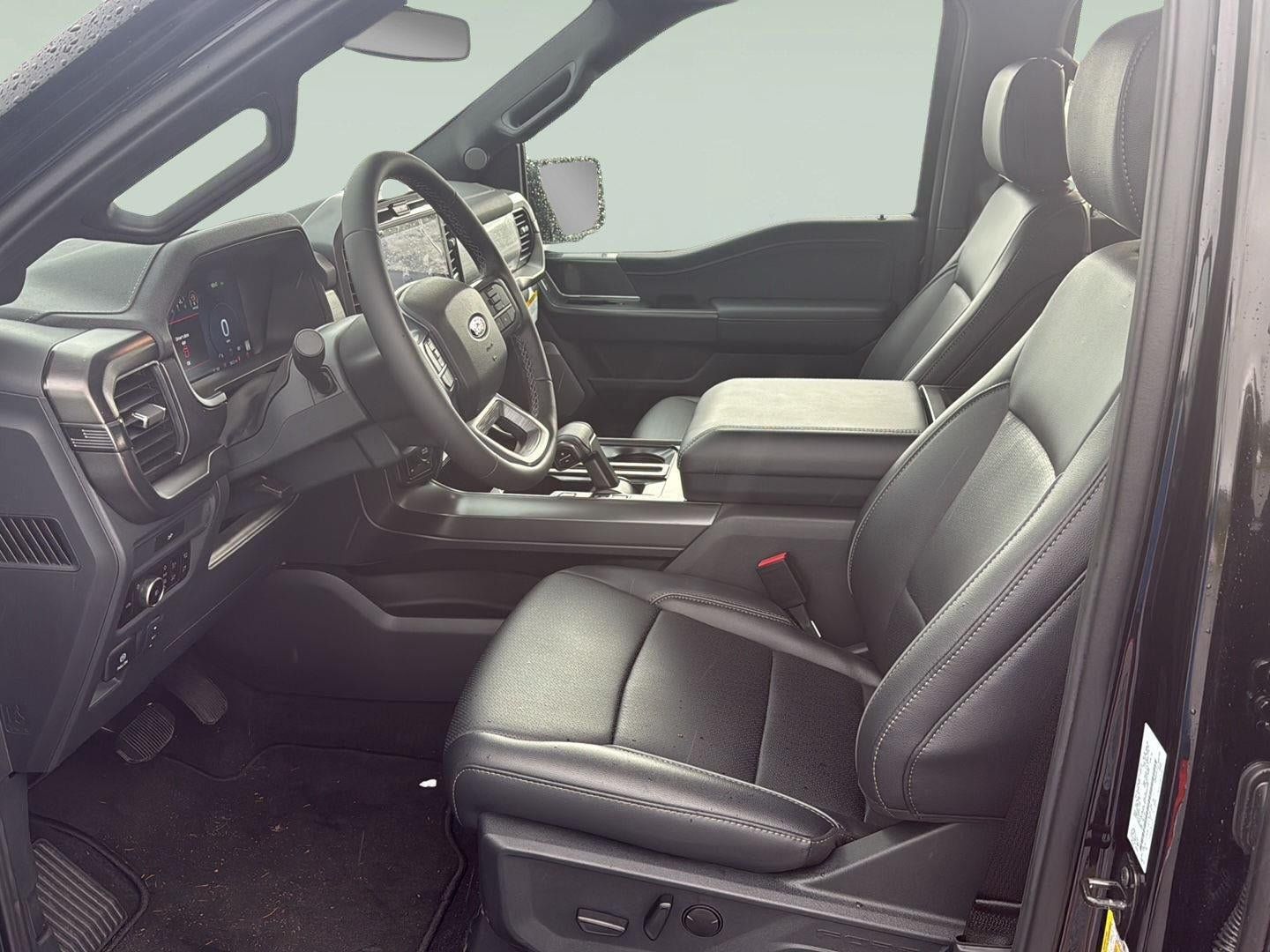 Used 2026 Ford F150 Lariat AWD/4WD image 12