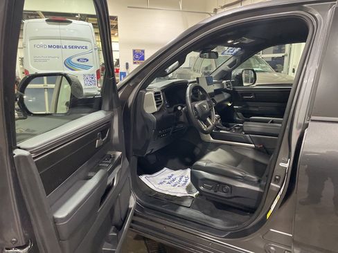 Used 2025 Toyota Tundra SR5 image 12