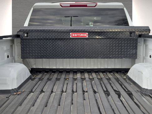 Used 2022 Chevrolet Silverado 1500 Custom image 12