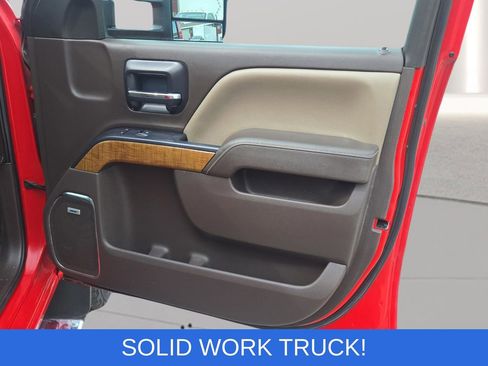 Used 2015 GMC Sierra 2500 SLT w/ Duramax Plus Package AWD/4WD image 13