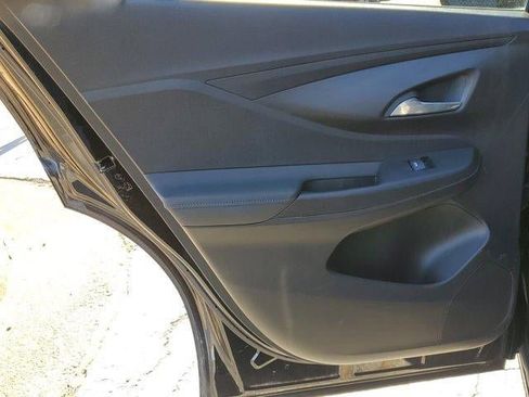 Used 2024 Buick Envista Sport Touring image 11