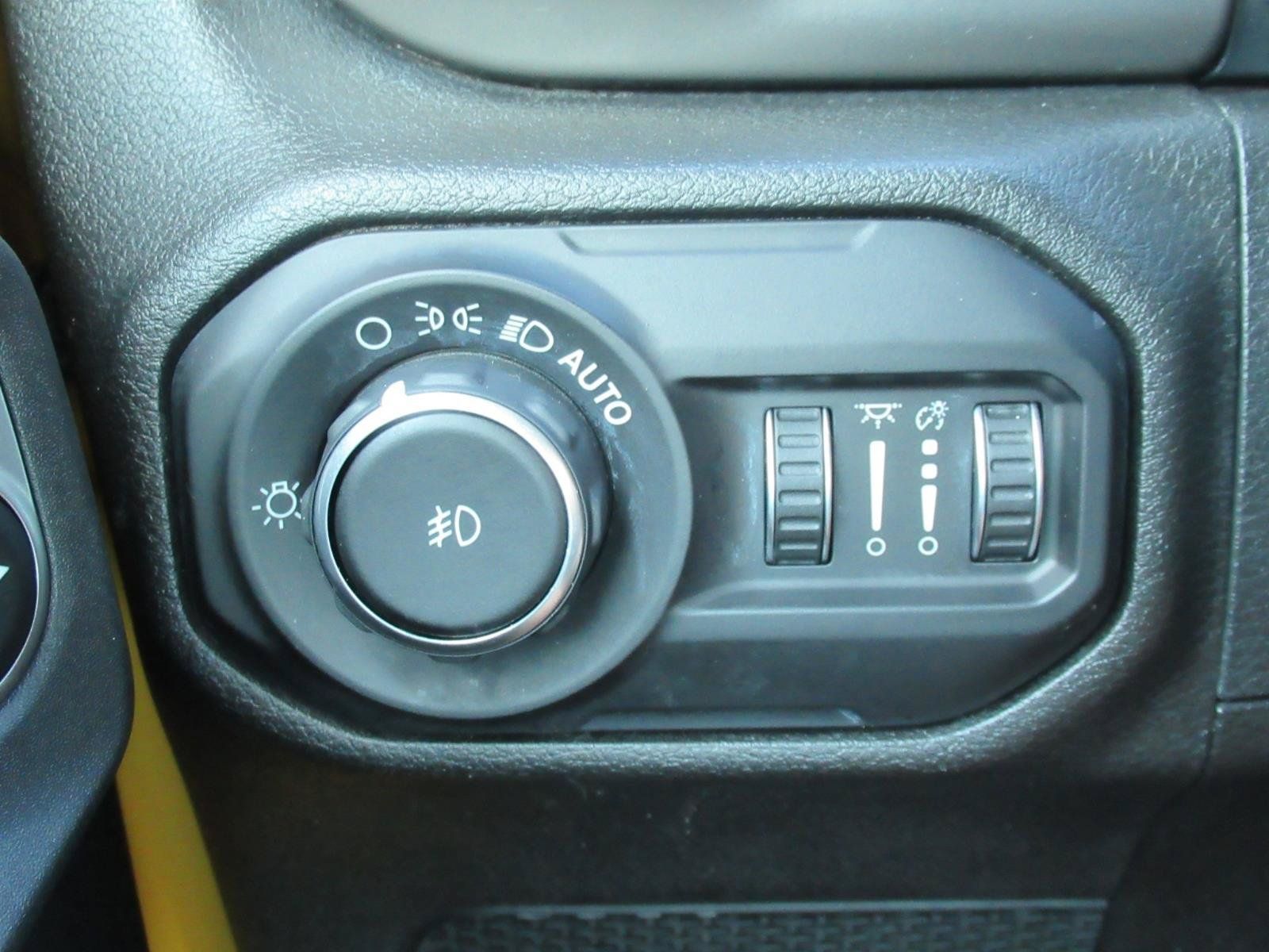 Used 2019 Jeep Wrangler Unlimited Sport S AWD/4WD image 22