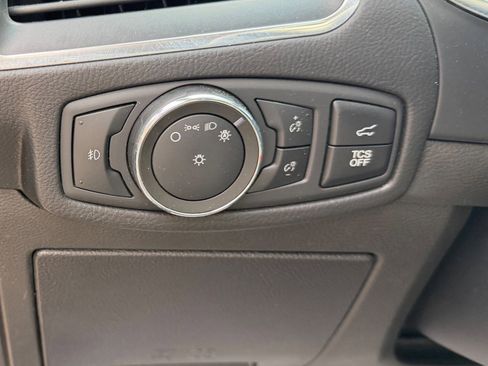 Certified 2021 Ford Edge Titanium w/ Equipment Group 301A image 29