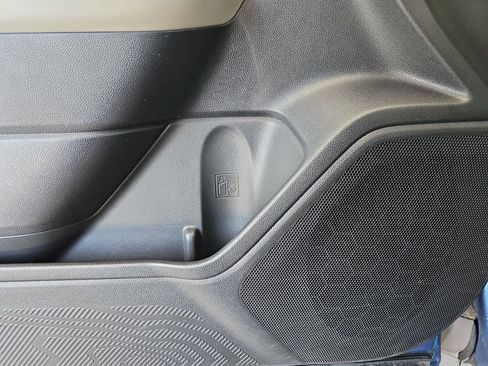 Certified 2025 Subaru Forester Premium AWD/4WD image 33