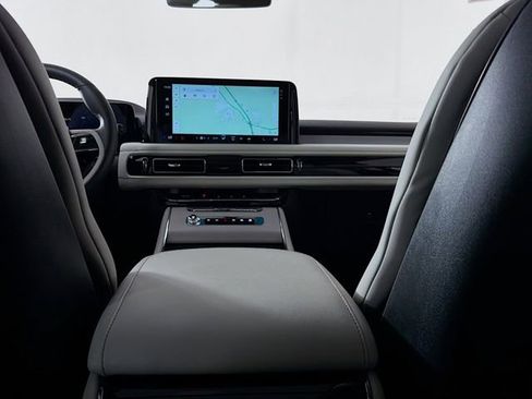 New 2026 Lincoln Aviator Reserve RWD image 28