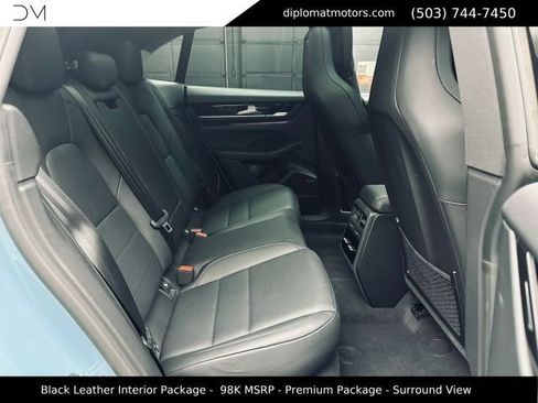 Used 2025 Porsche Macan 4 Electric AWD/4WD image 21