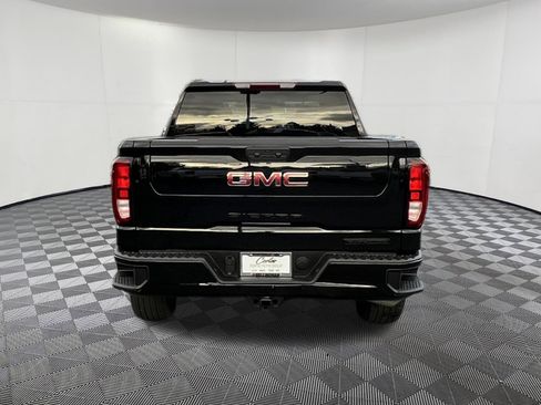 Used 2025 GMC Sierra 1500 Elevation image 5