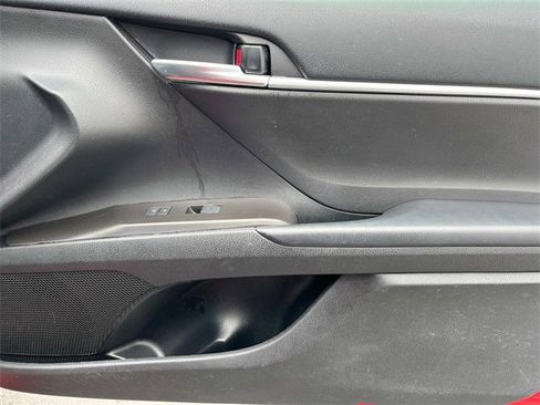 Used 2023 Toyota Camry LE image 22