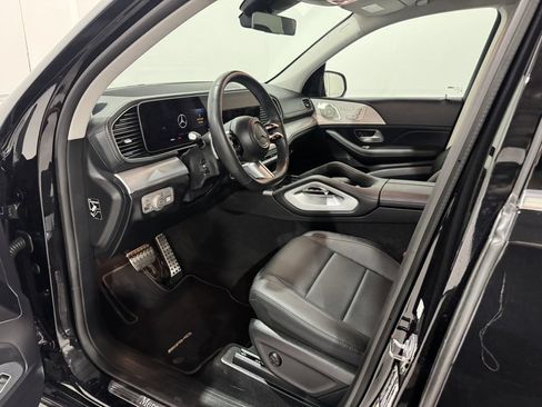 Used 2026 Mercedes-Benz GLS 450 4MATIC image 15