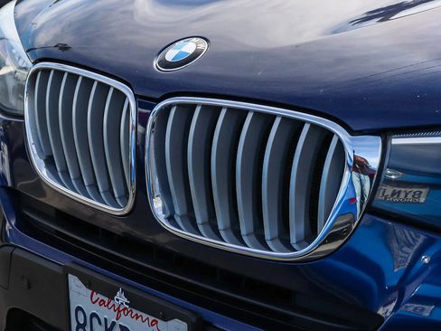 Used 2016 BMW X3 xDrive28i image 3