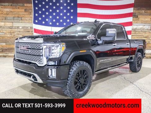 Used 2022 GMC Sierra 2500 Denali w/ Denali Black Diamond Edition image 1