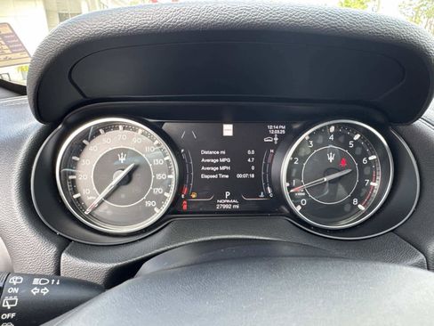 Used 2021 Maserati Levante GranSport image 31