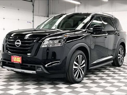 New 2025 Nissan Pathfinder Platinum w/ Lighting Package (N93) AWD/4WD image 3