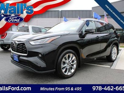 Used 2024 Toyota Highlander Limited
