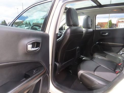 Used 2019 Jeep Compass Limited AWD/4WD image 22
