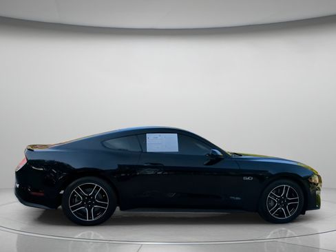 Certified 2022 Ford Mustang GT Premium RWD image 31