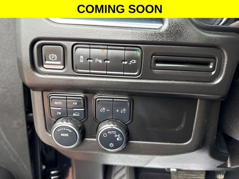 Used 2021 Chevrolet Tahoe LT w/ Rear Media and Nav Package image 16