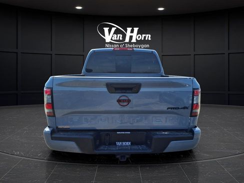 Used 2024 Nissan Frontier PRO-4X w/ Off-Road Protection Package image 11